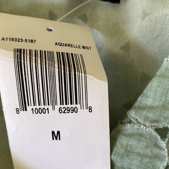 ALEXIS - Picture 7 of 7